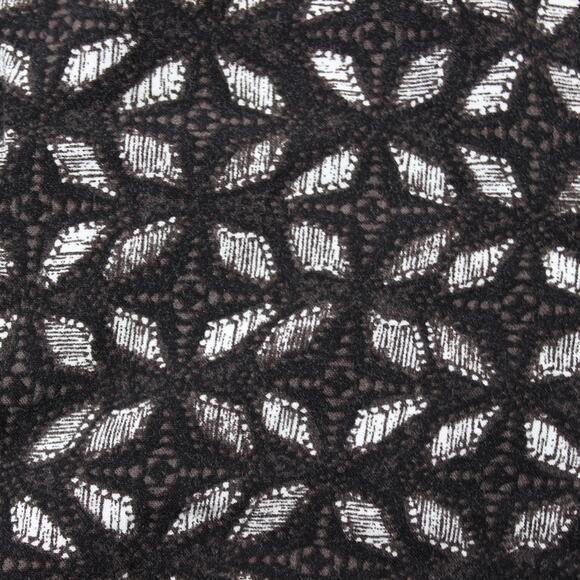 Maurices Women’s XL Black White Patterned Drawstring Shorts Rayon - Picture 3 of 6